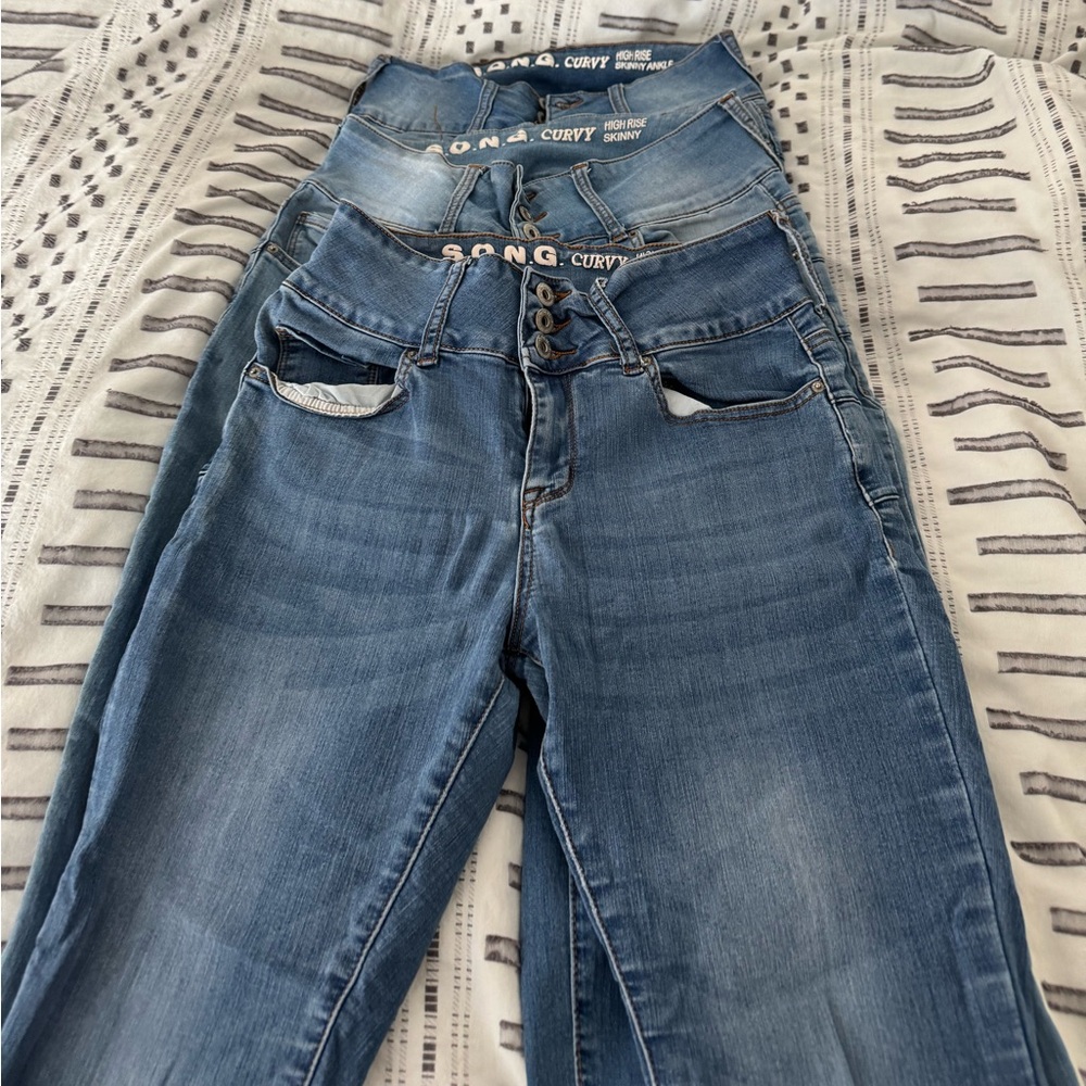3 pairs of SONG Curvy High Rise Jeans